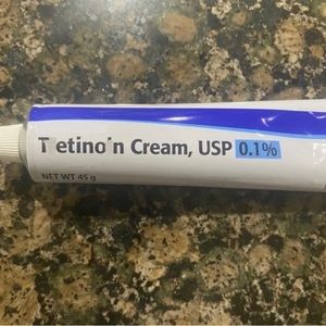 Acne anti aging retinol cream